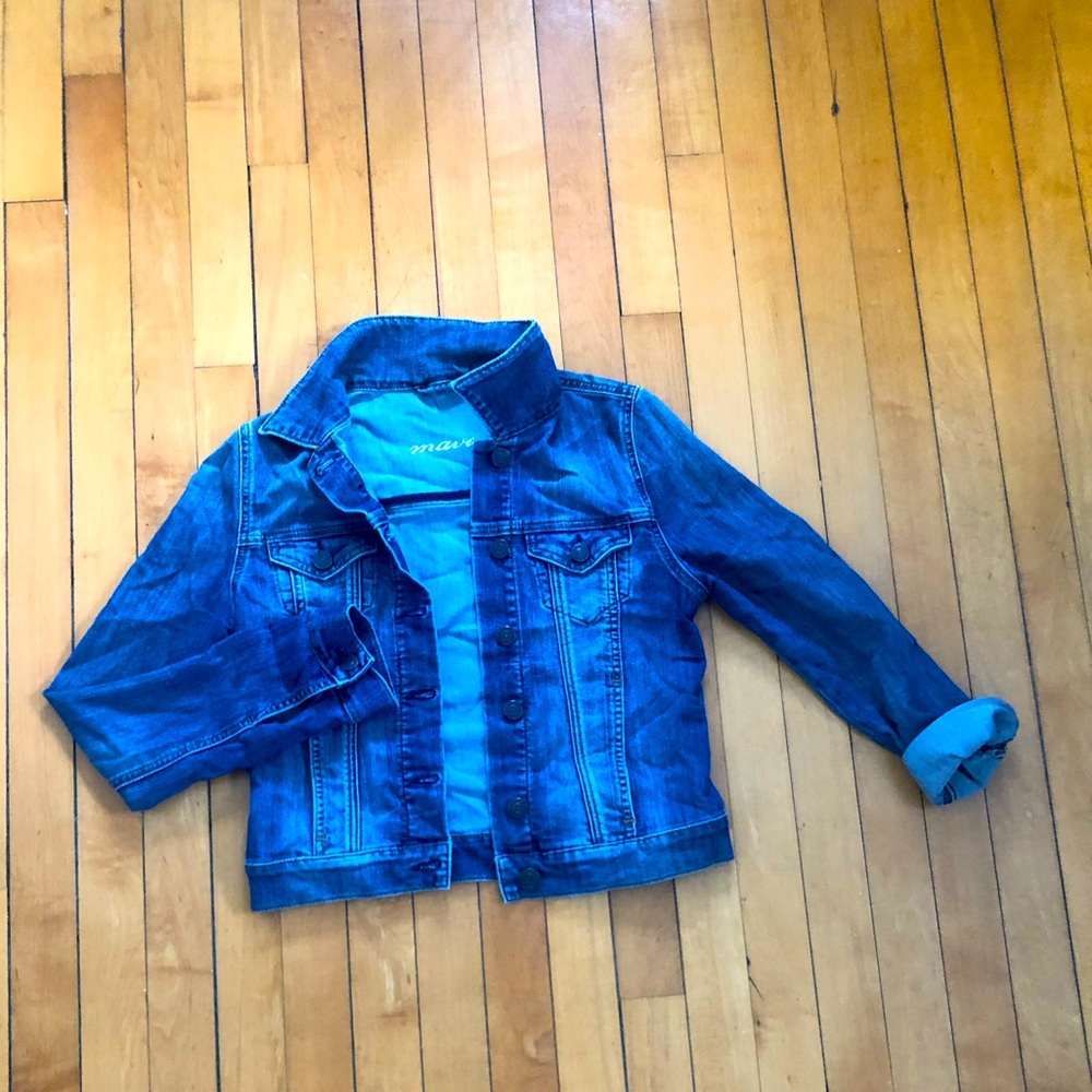 Women’s mauve denim jacket